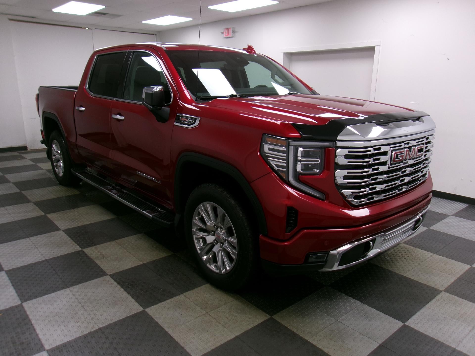 2023 GMC Sierra 1500 Crew Cab Short Box 4-Wheel Drive Denali