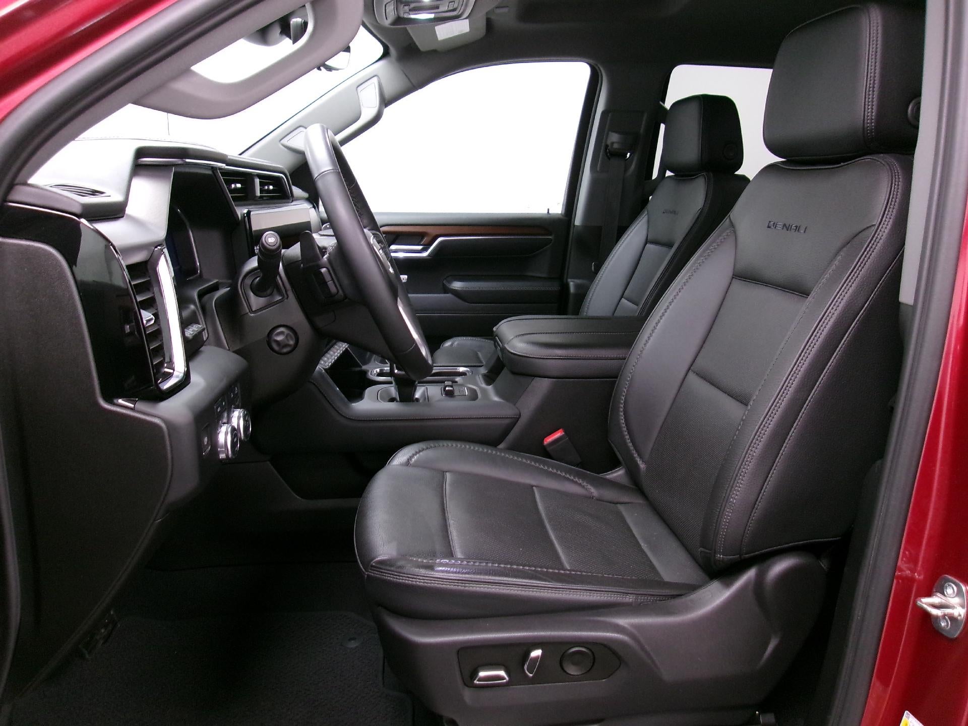 2023 GMC Sierra 1500 Crew Cab Short Box 4-Wheel Drive Denali