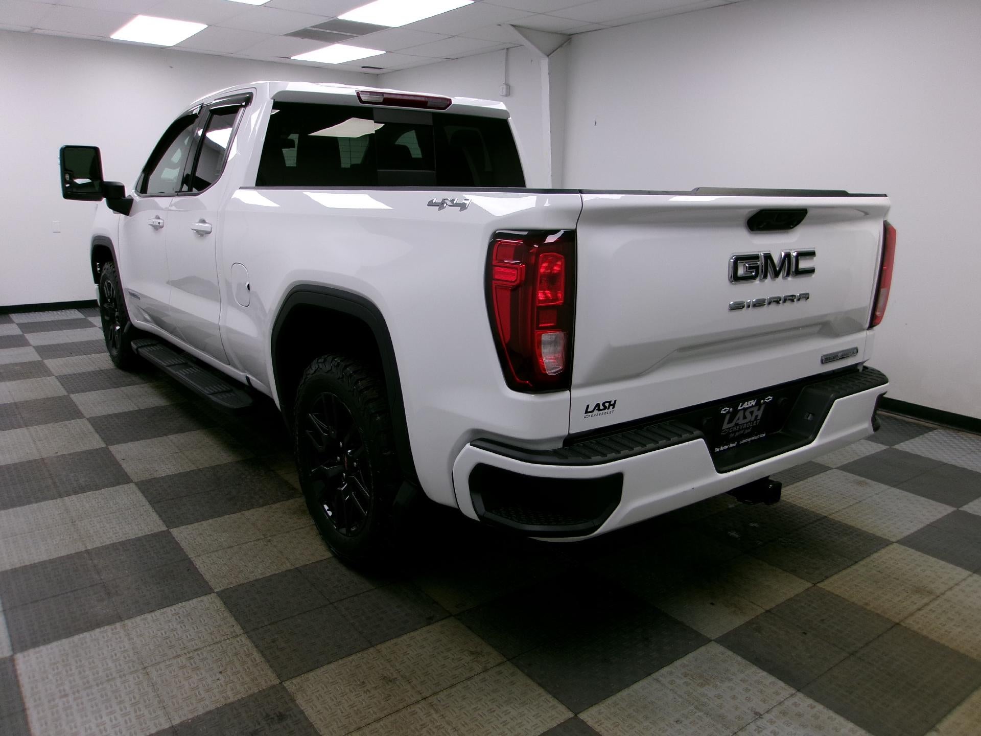 2023 GMC Sierra 1500 Double Cab Standard Box 4-Wheel Drive Elevation 3SB