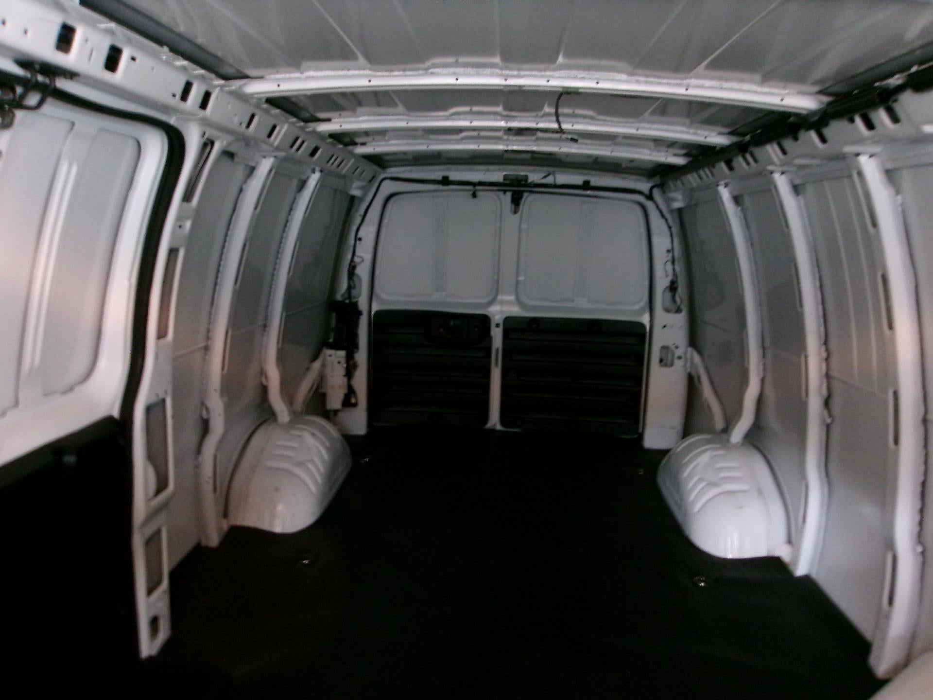 2024 GMC Savana Cargo 2500 2500 Extended Wheelbase Rear-Wheel Drive