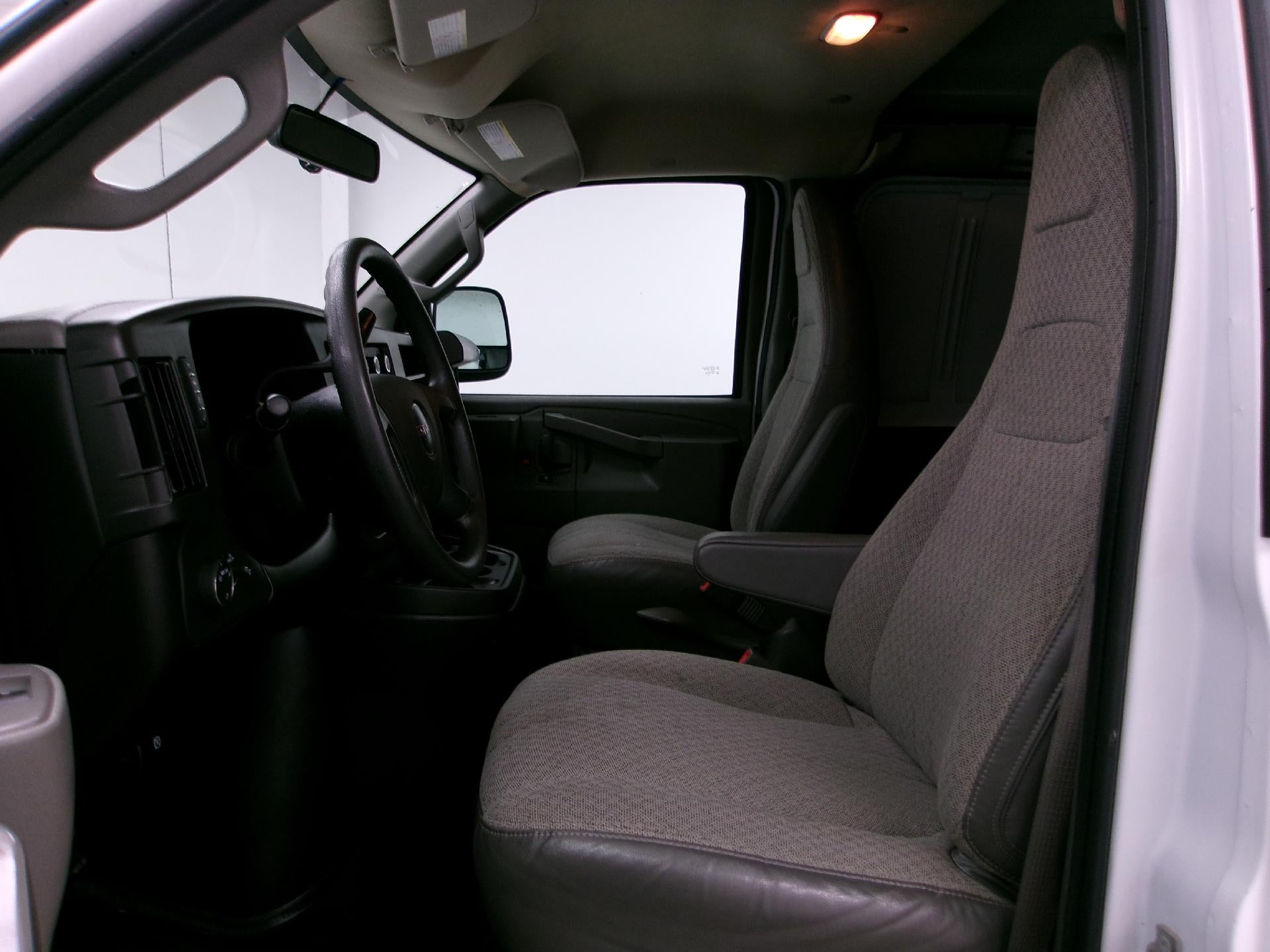 2024 GMC Savana Cargo 2500 2500 Extended Wheelbase Rear-Wheel Drive