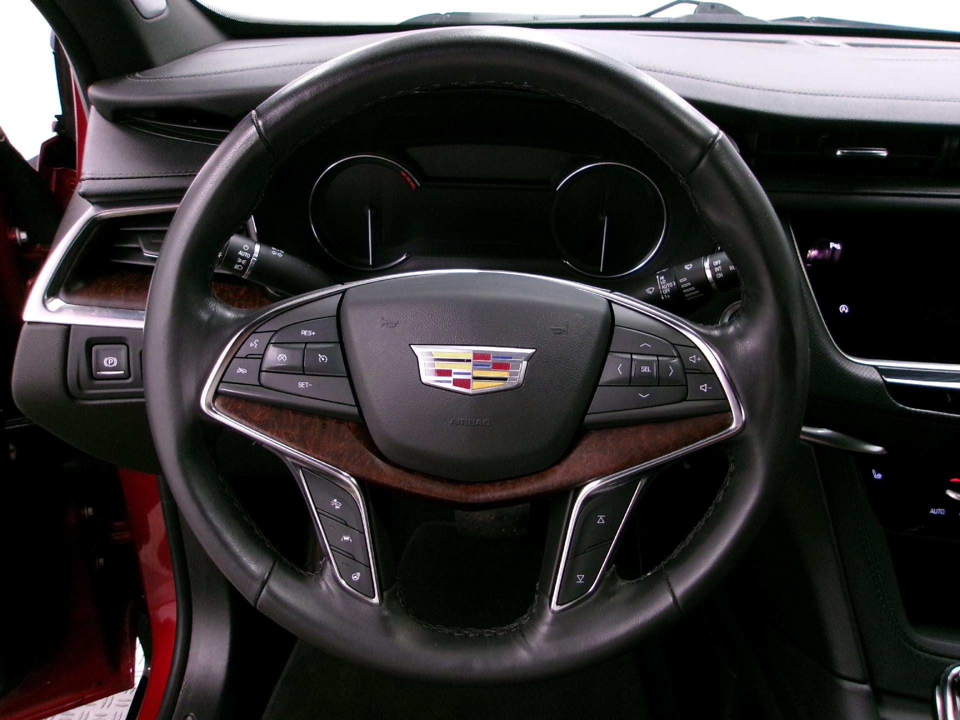 2023 Cadillac XT5 AWD 4dr Premium Luxury