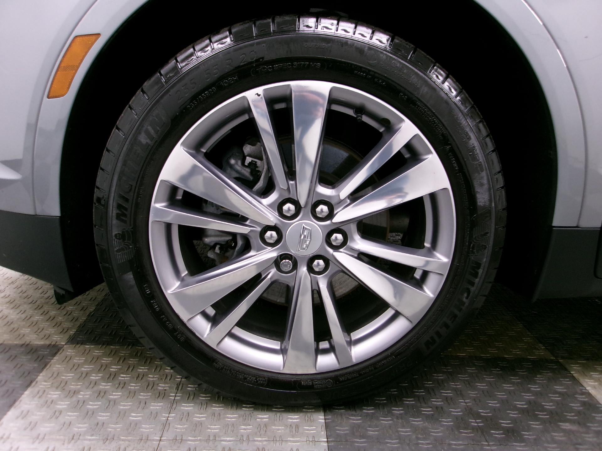 2023 Cadillac XT5 AWD 4dr Premium Luxury