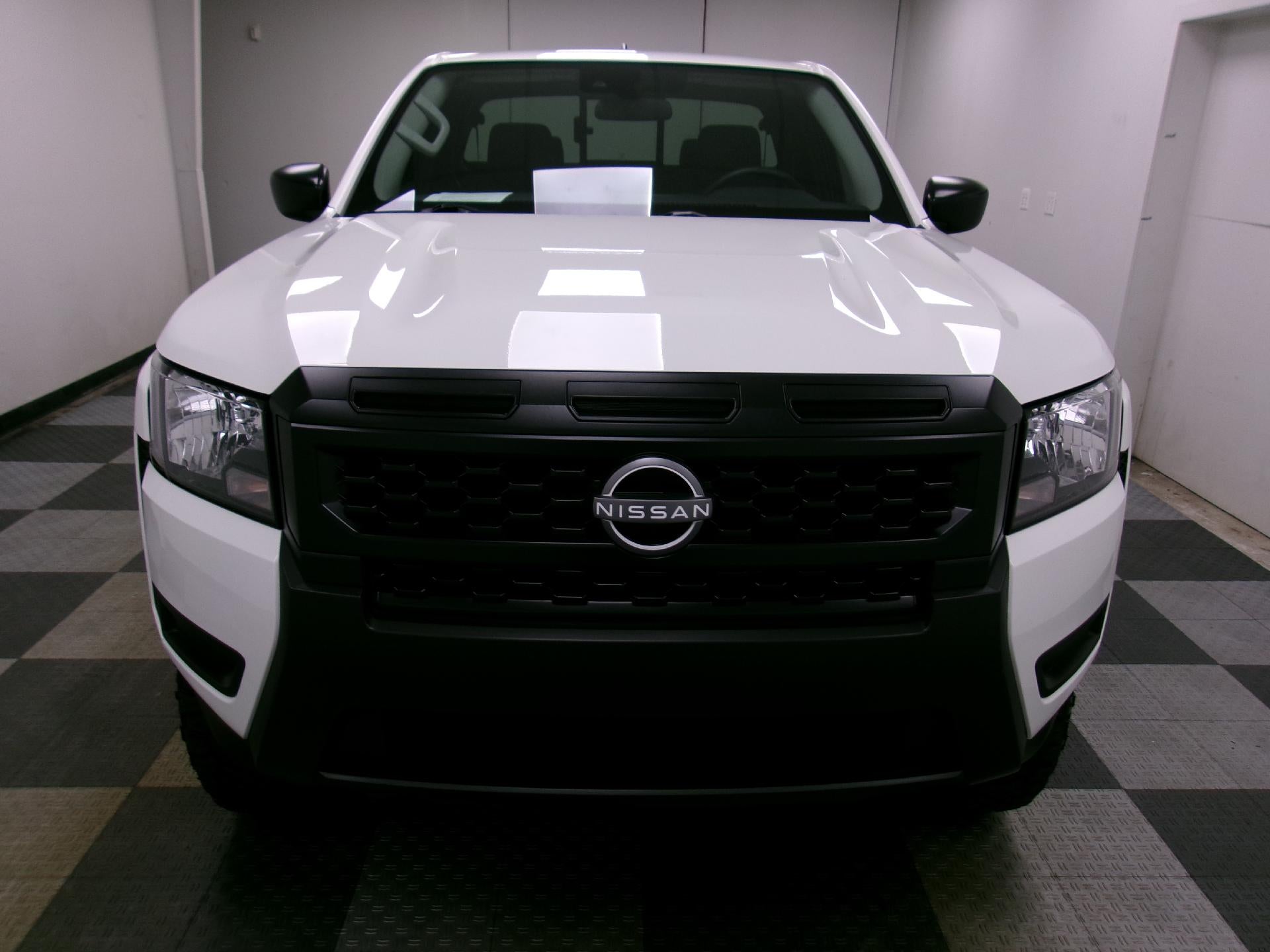 2025 Nissan Frontier King Cab 4x4 S