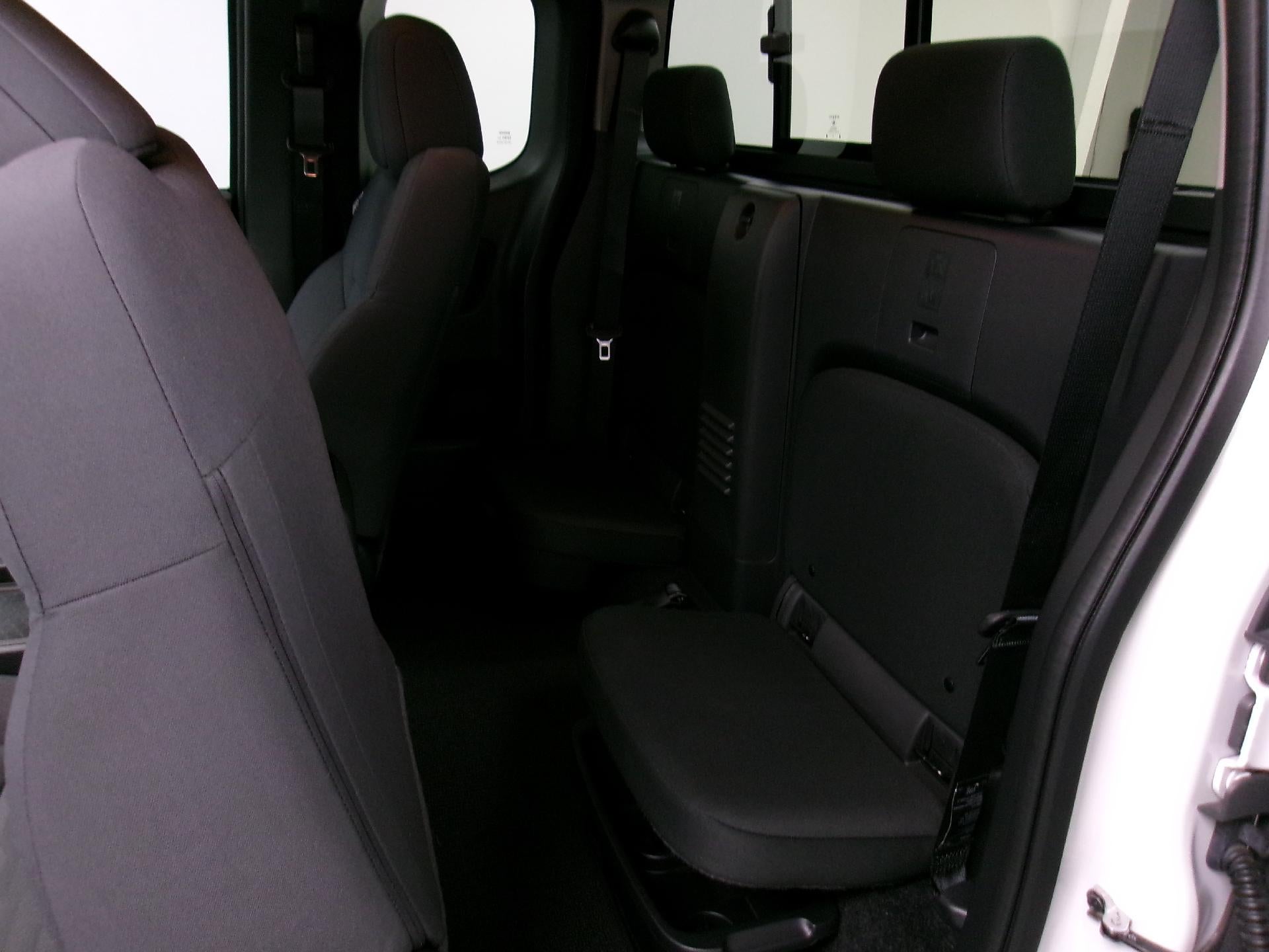 2025 Nissan Frontier King Cab 4x4 S