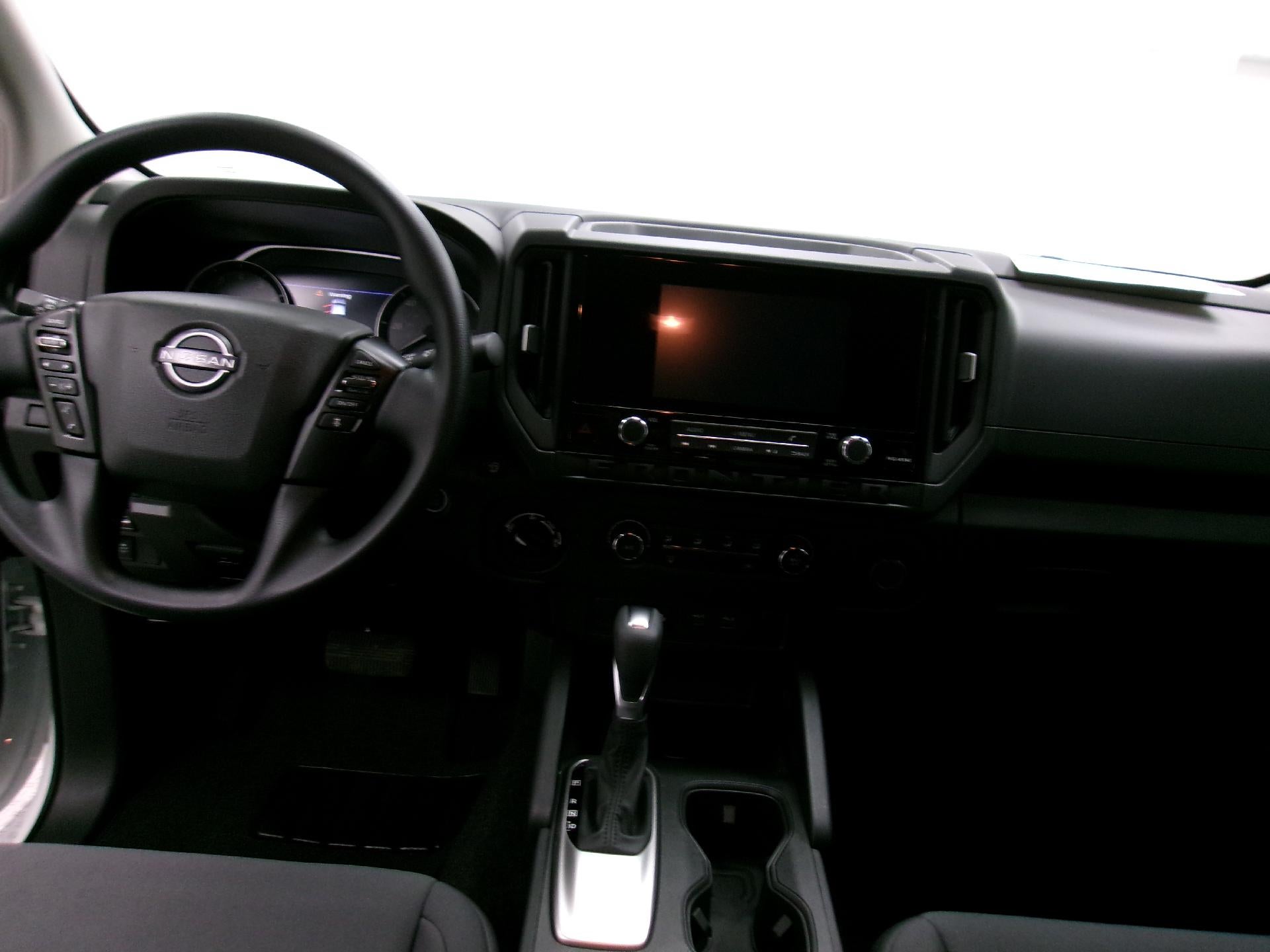 2025 Nissan Frontier King Cab 4x4 S