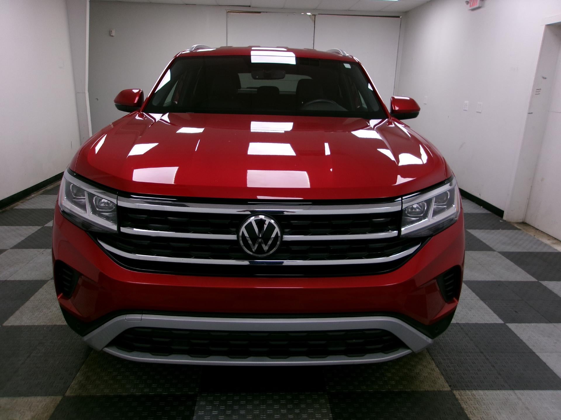 2022 Volkswagen Atlas Cross Sport 3.6L V6 SE w/Technology 4MOTION