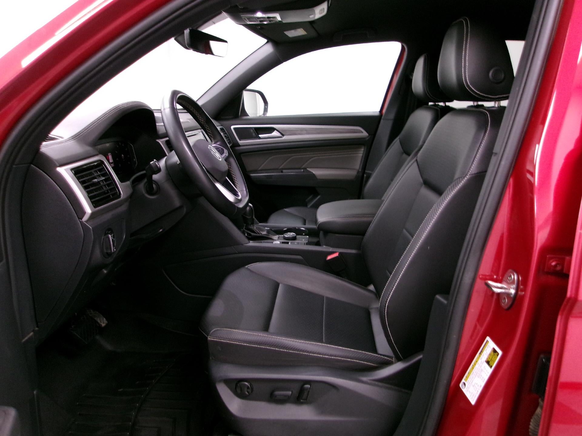 2022 Volkswagen Atlas Cross Sport 3.6L V6 SE w/Technology 4MOTION