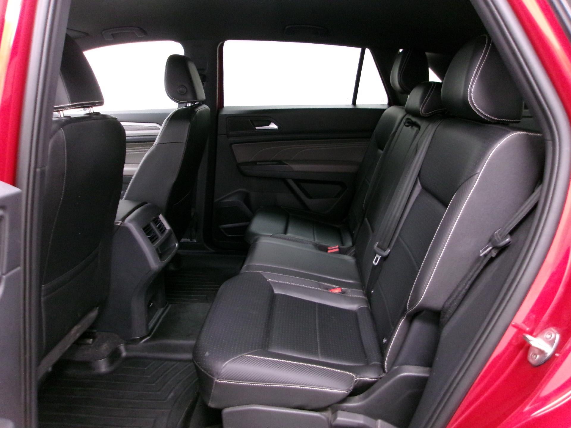 2022 Volkswagen Atlas Cross Sport 3.6L V6 SE w/Technology 4MOTION
