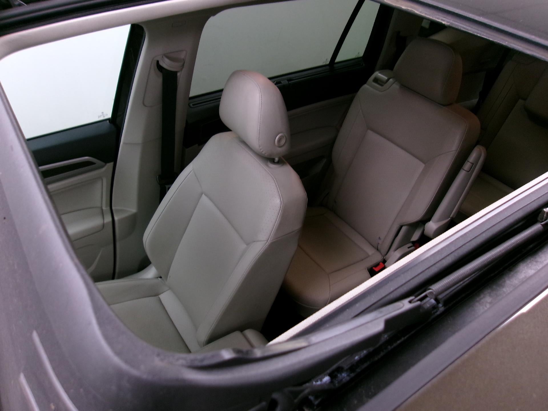 2019 Volkswagen Atlas 3.6L V6 SE w/Technology 4MOTION