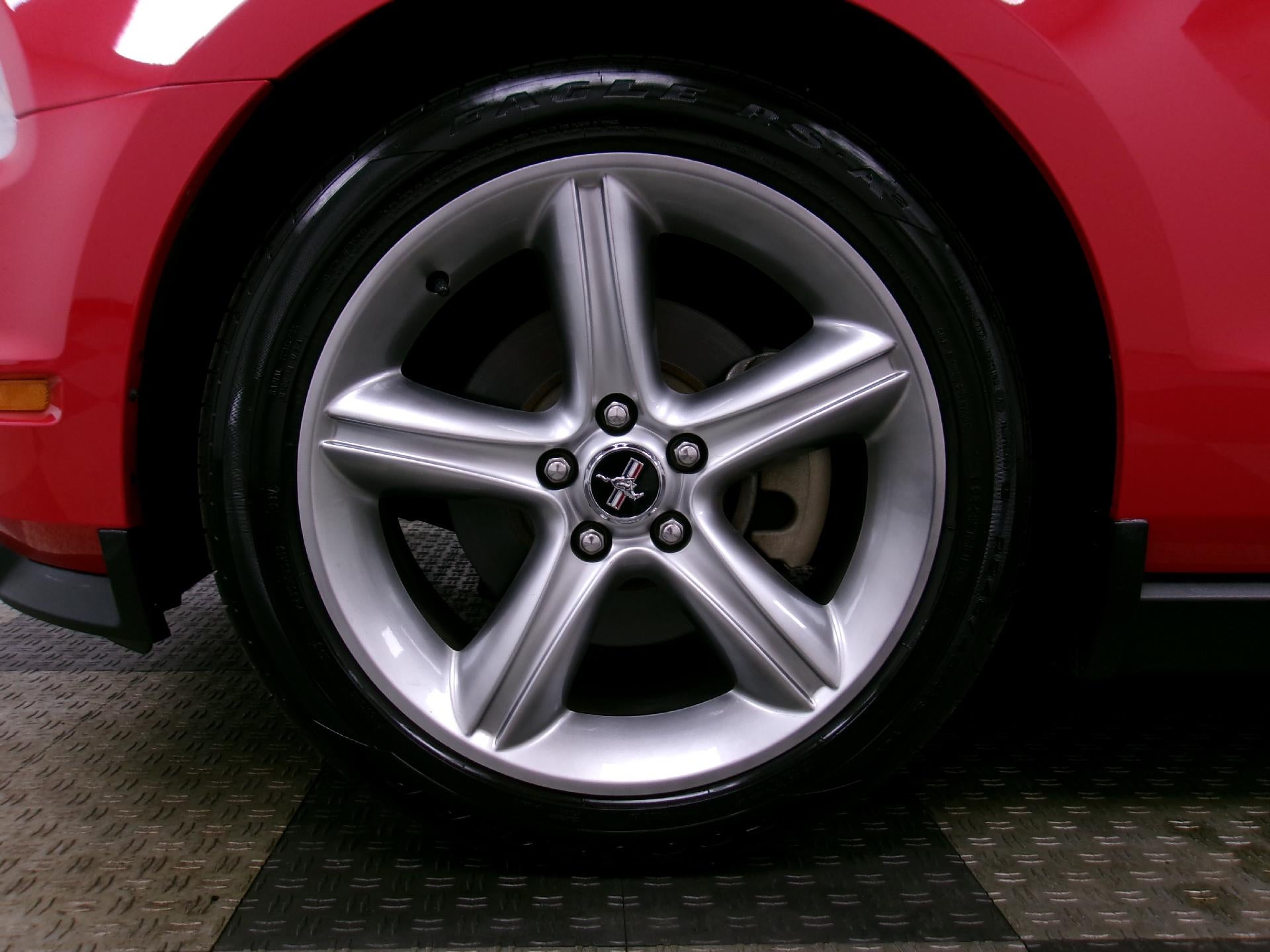 2010 Ford Mustang 2dr Cpe GT Premium