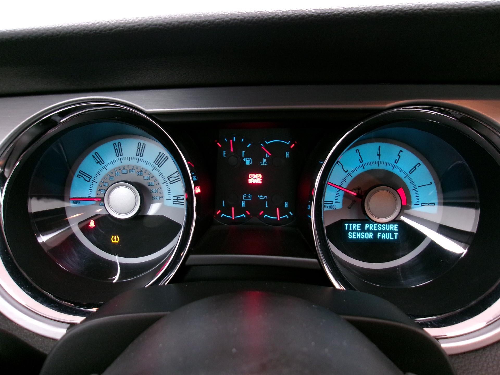 2010 Ford Mustang 2dr Cpe GT Premium