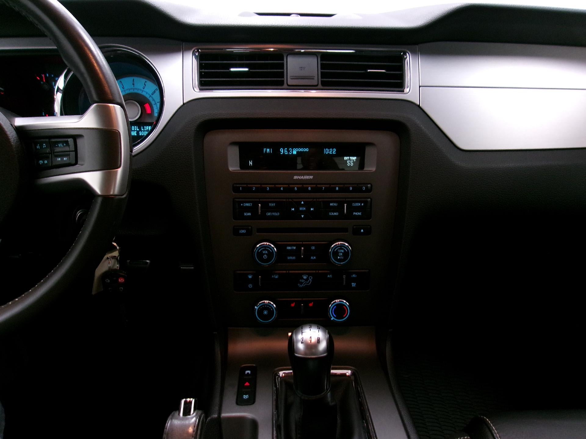 2010 Ford Mustang 2dr Cpe GT Premium