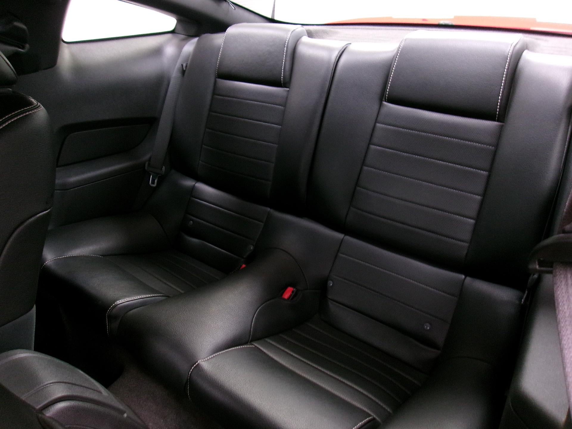 2010 Ford Mustang 2dr Cpe GT Premium