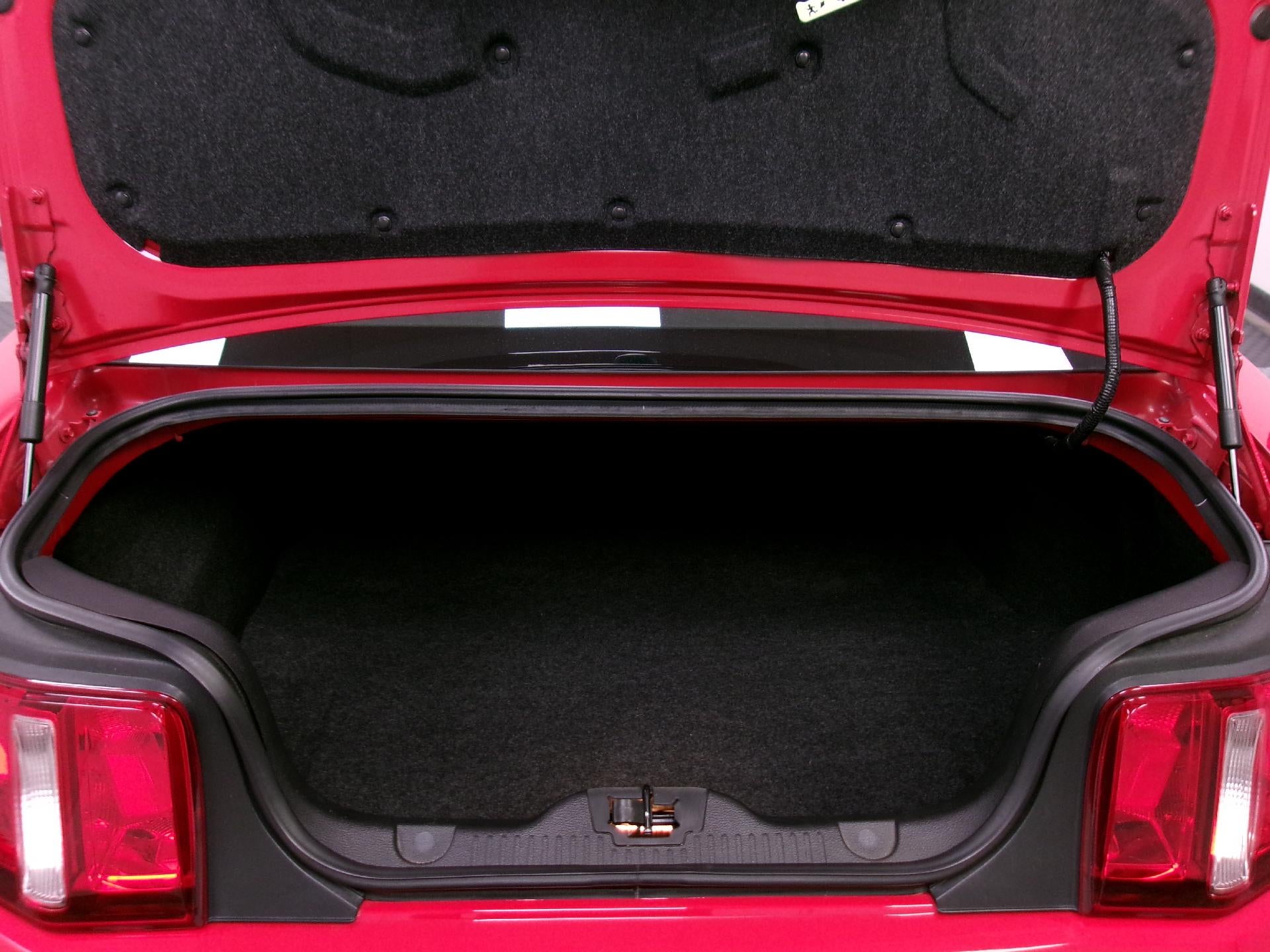 2010 Ford Mustang 2dr Cpe GT Premium