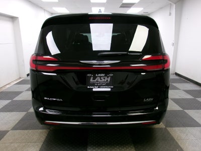 2024 Chrysler Pacifica Touring L FWD