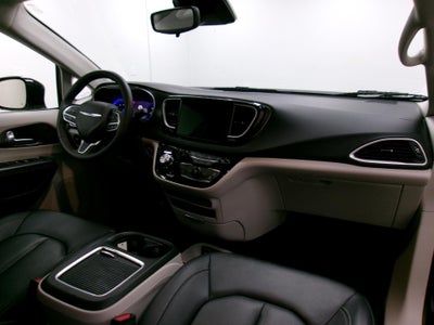 2024 Chrysler Pacifica Touring L FWD