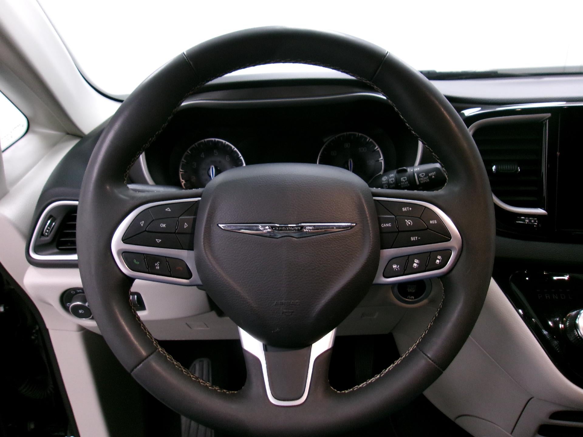 2024 Chrysler Pacifica Touring L FWD