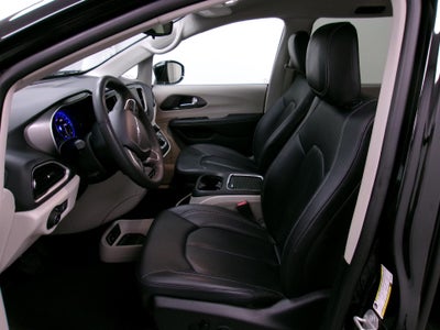 2024 Chrysler Pacifica Touring L FWD