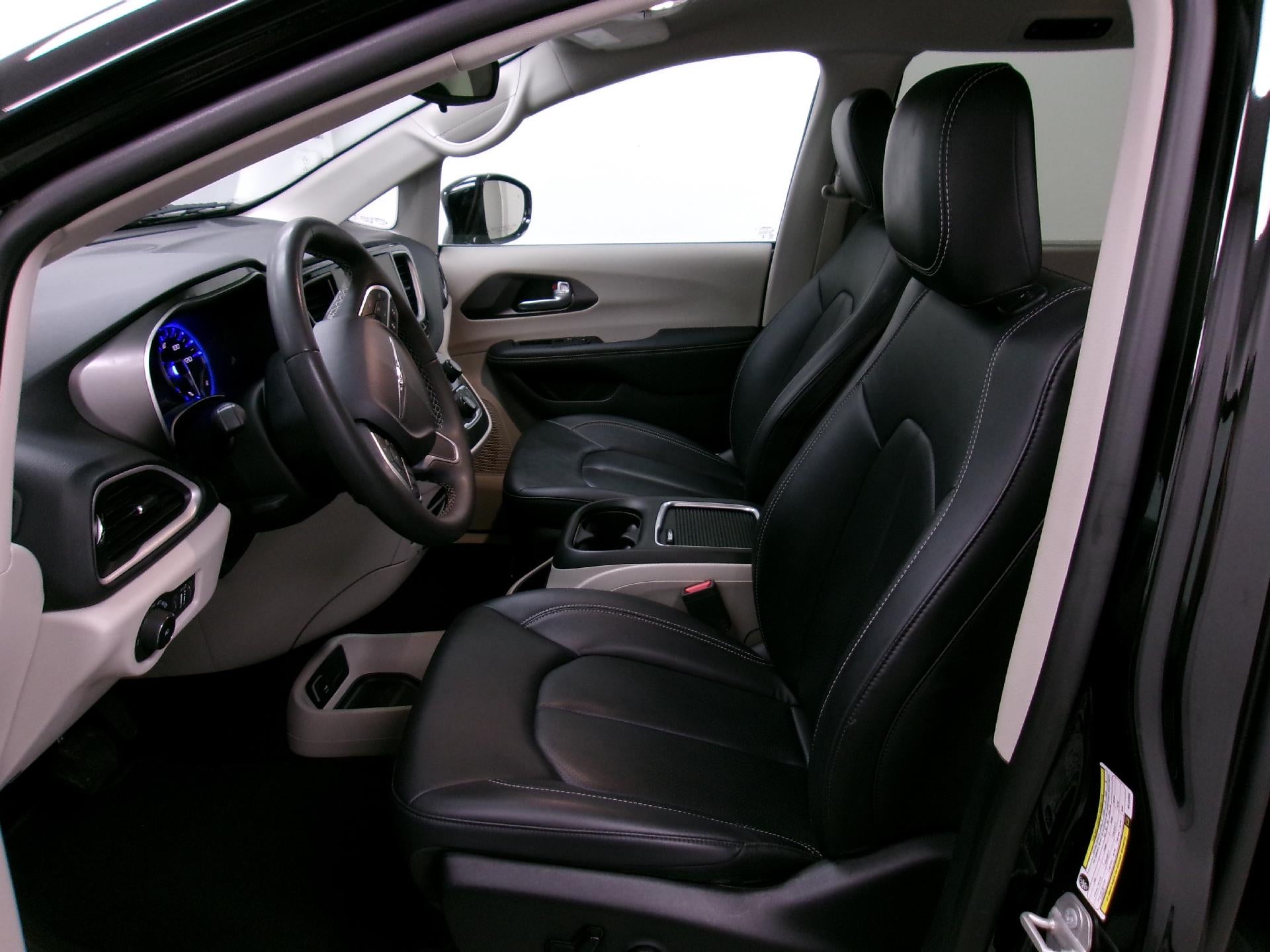 2024 Chrysler Pacifica Touring L FWD