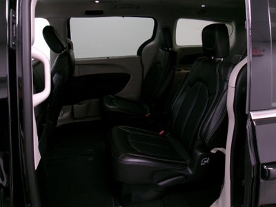 2024 Chrysler Pacifica Touring L FWD
