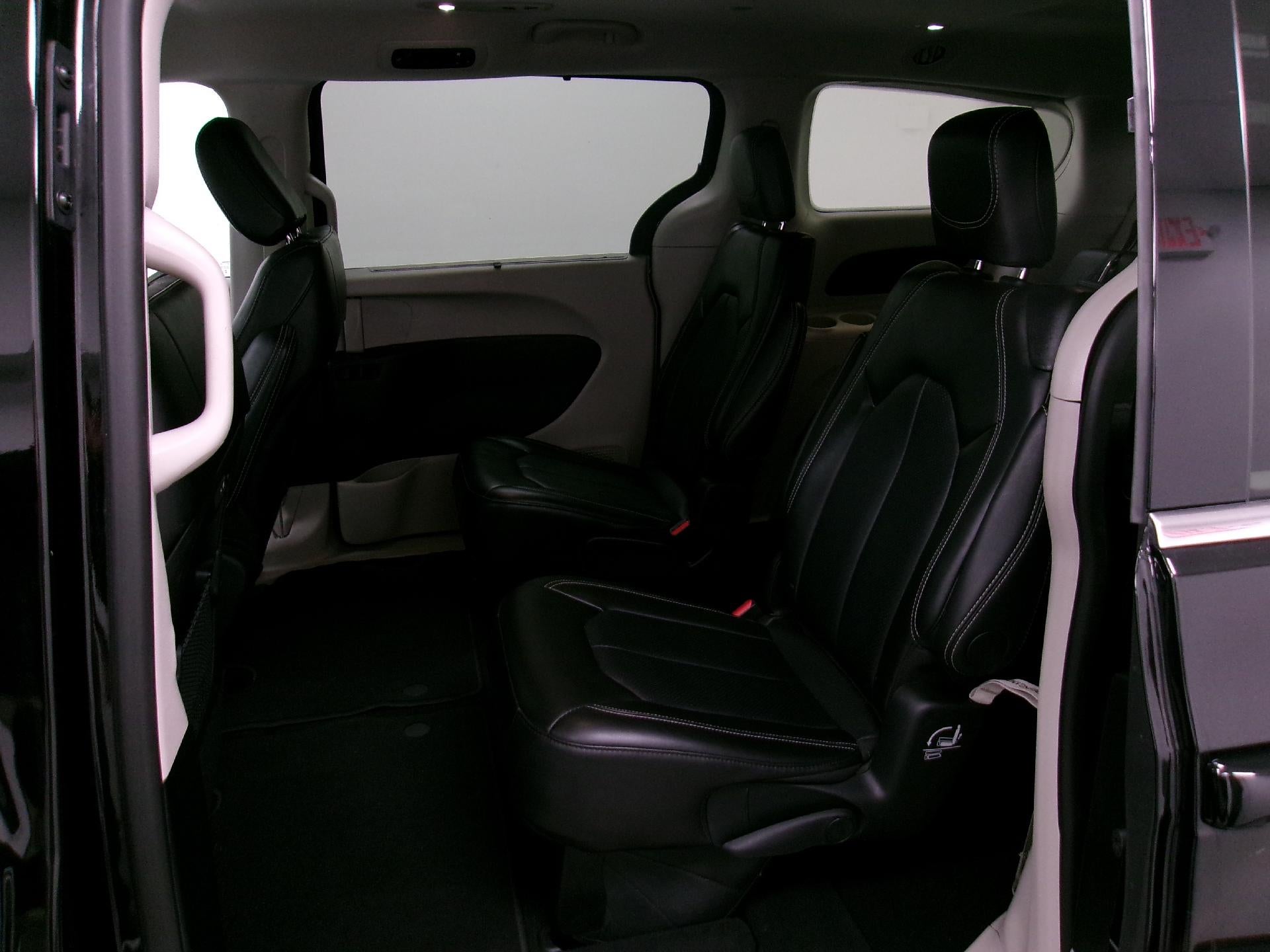 2024 Chrysler Pacifica Touring L FWD