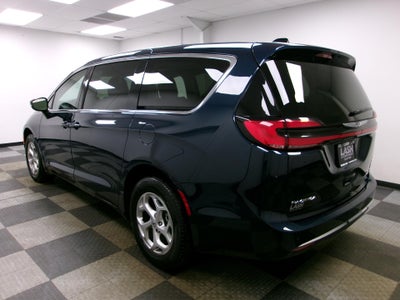 2024 Chrysler Pacifica Limited AWD