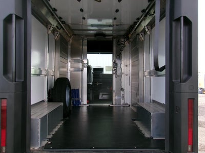 2025 Chevrolet BrightDrop 400 eFWD 400