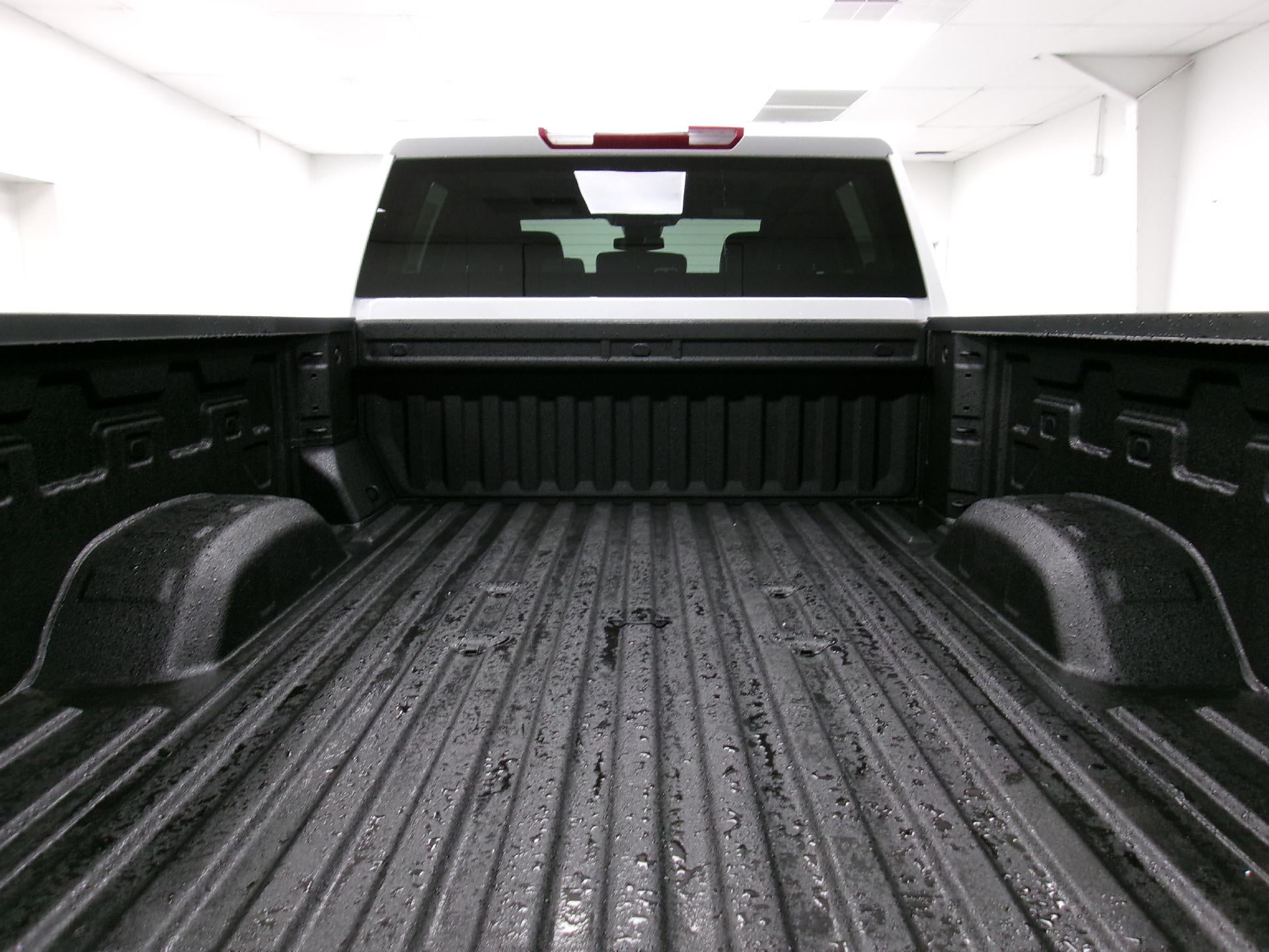 2026 Chevrolet Silverado 2500 HD Crew Cab Standard Box 4-Wheel Drive Custom