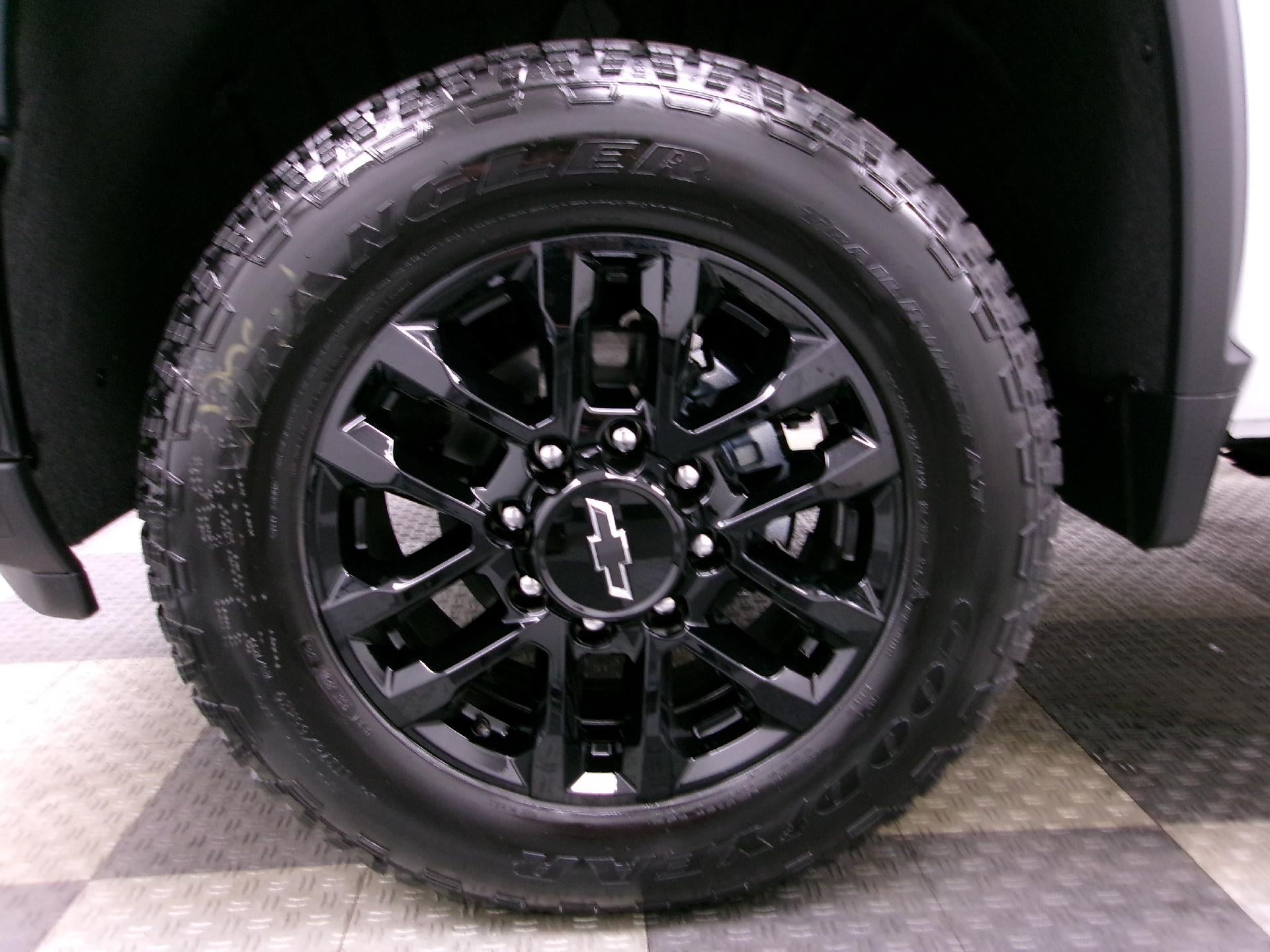 2026 Chevrolet Silverado 2500 HD Crew Cab Standard Box 4-Wheel Drive LT