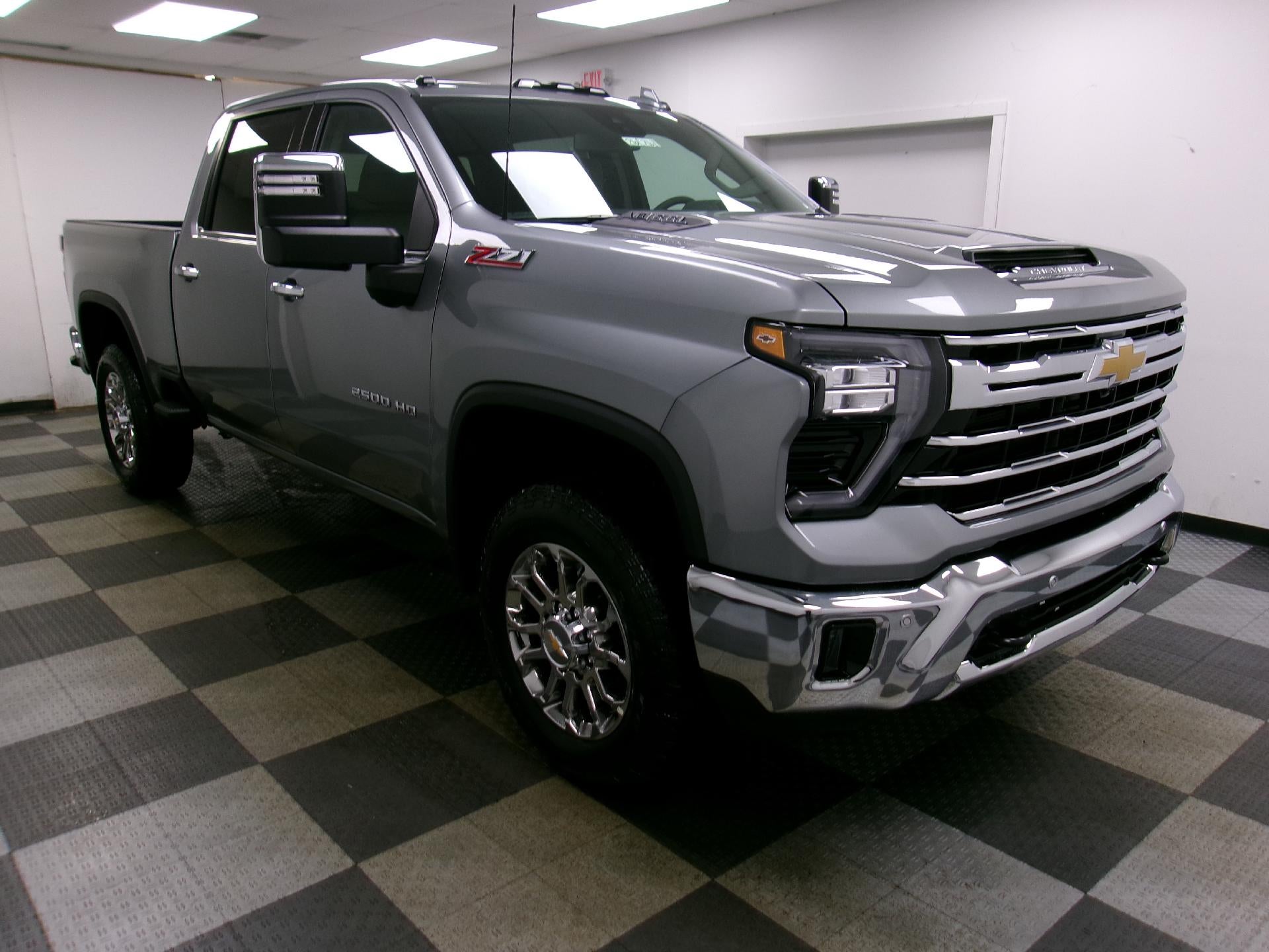 2026 Chevrolet Silverado 2500 HD Crew Cab Standard Box 4-Wheel Drive LTZ