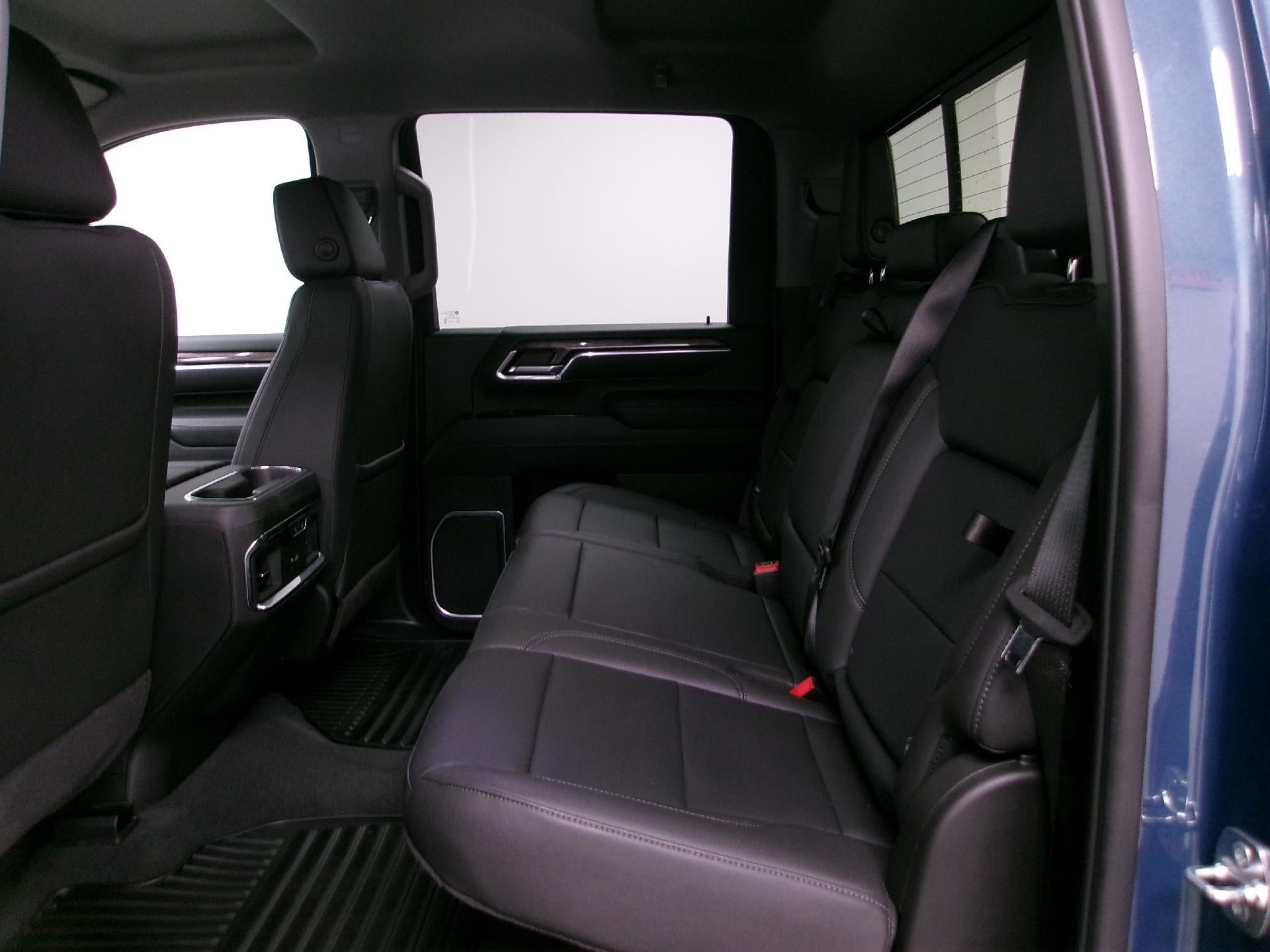 2026 Chevrolet Silverado 2500 HD Crew Cab Standard Box 4-Wheel Drive LTZ
