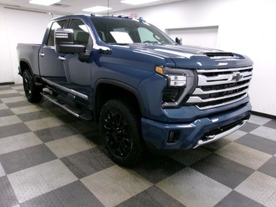 2026 Chevrolet Silverado 2500 HD Crew Cab Standard Box 4-Wheel Drive High Country