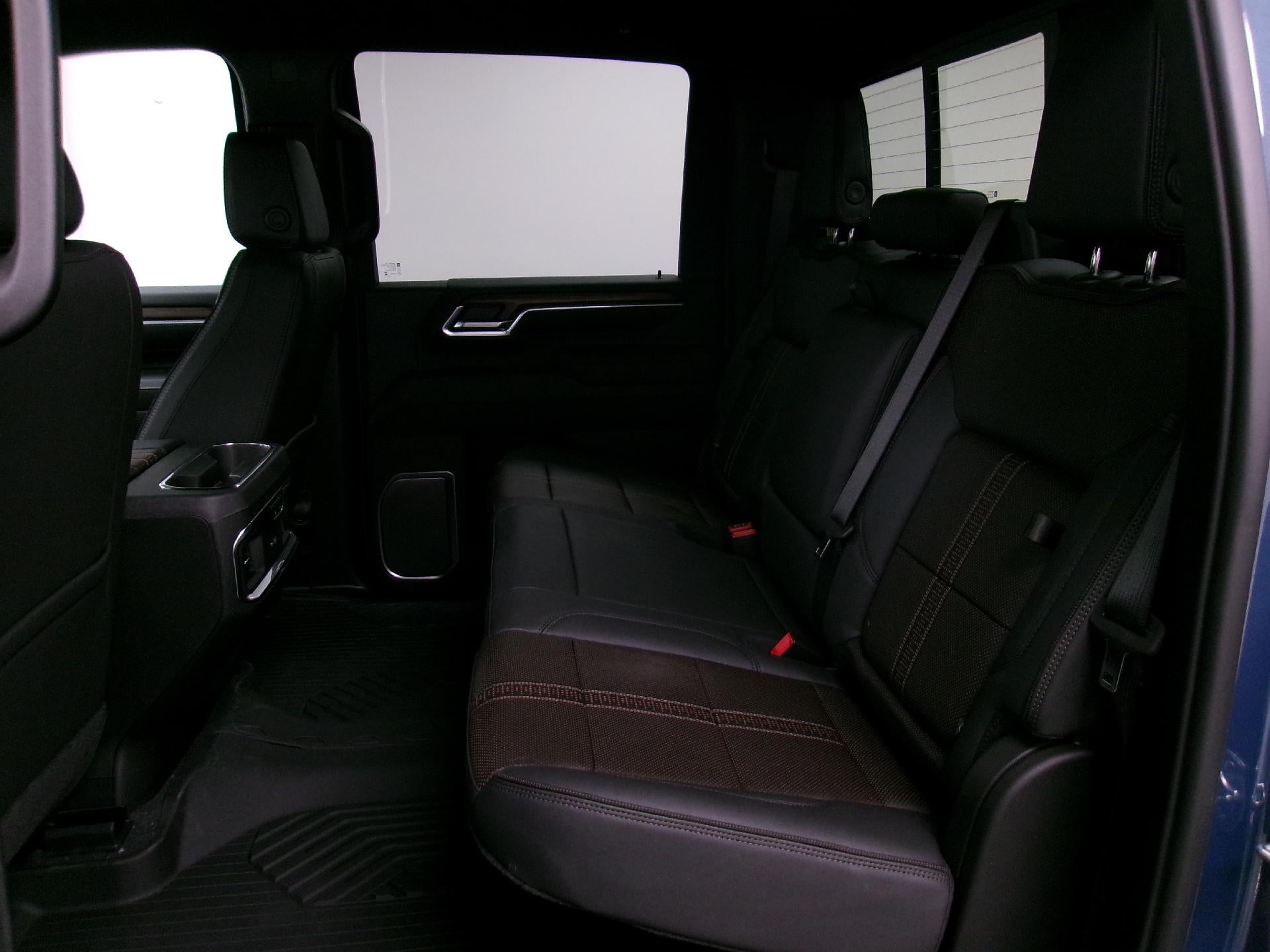 2026 Chevrolet Silverado 2500 HD Crew Cab Standard Box 4-Wheel Drive High Country