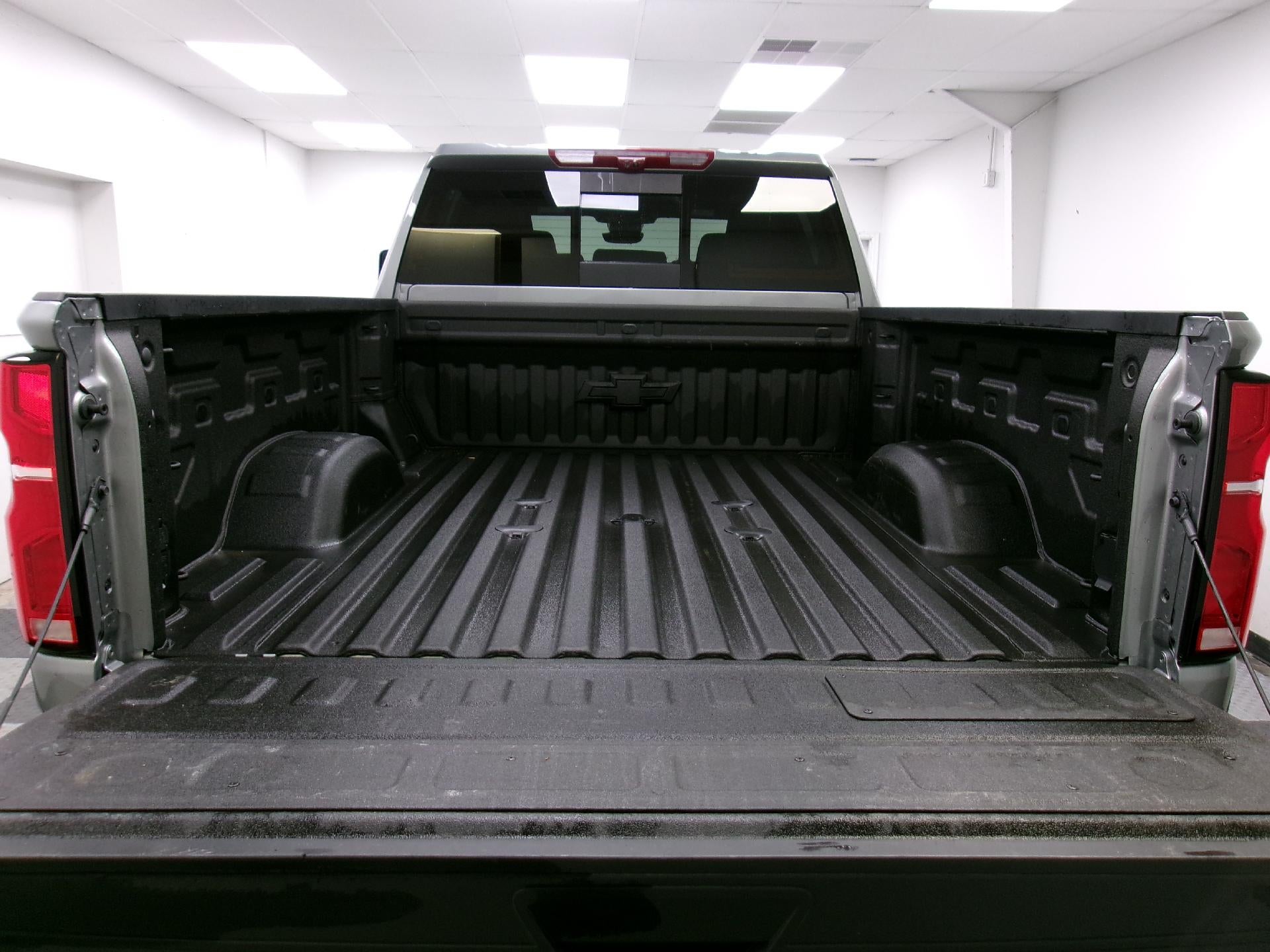 2025 Chevrolet Silverado 2500 HD Crew Cab Standard Box 4-Wheel Drive High Country