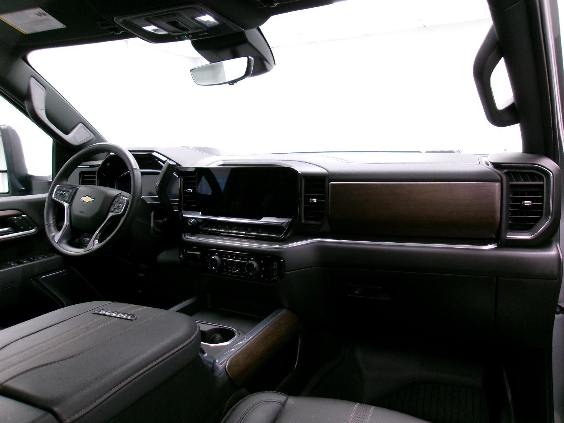 2025 Chevrolet Silverado 2500 HD Crew Cab Standard Box 4-Wheel Drive High Country