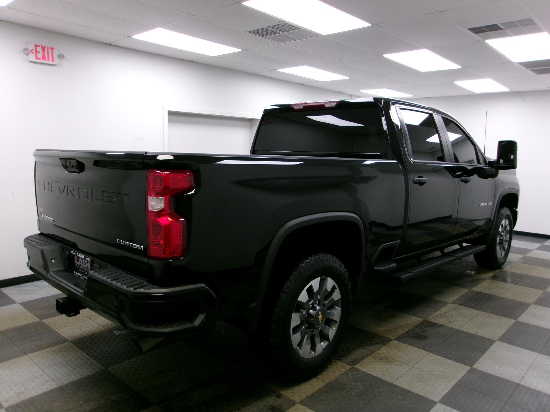 2024 Chevrolet Silverado 2500 HD Crew Cab Standard Box 4-Wheel Drive Custom