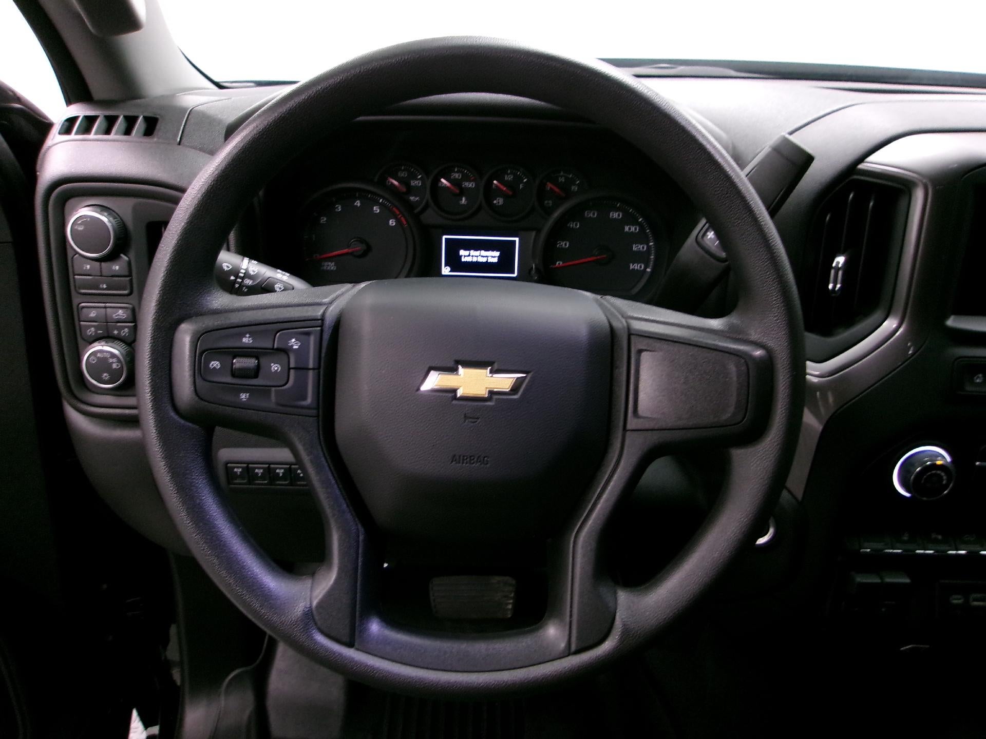 2024 Chevrolet Silverado 2500 HD Crew Cab Standard Box 4-Wheel Drive Custom