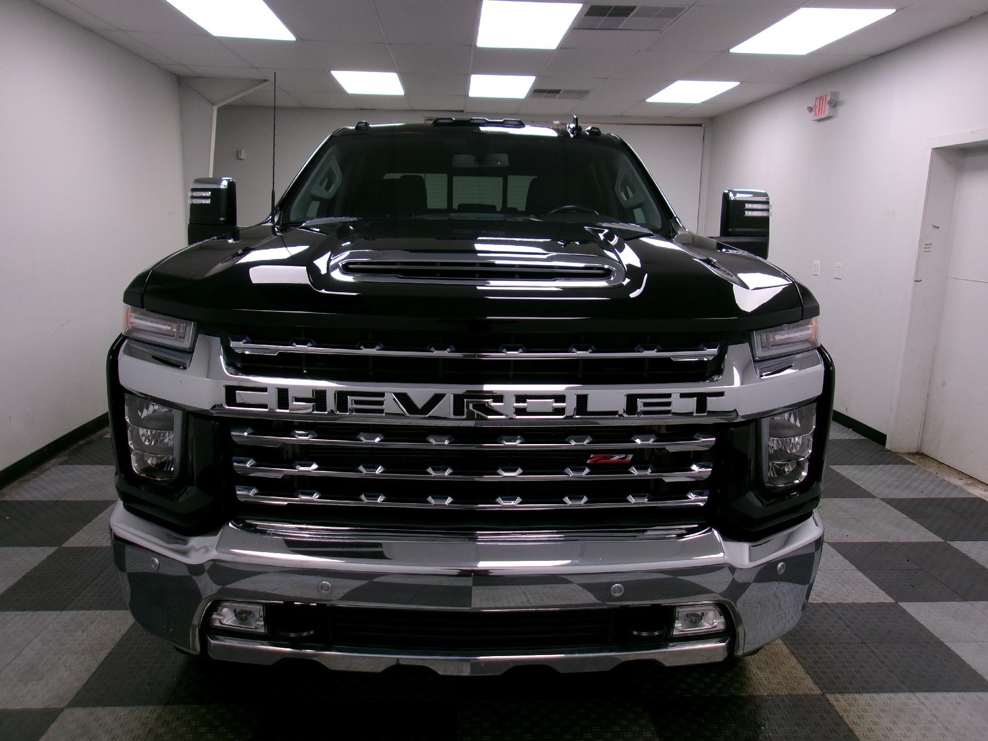 2022 Chevrolet Silverado 2500 HD Crew Cab Standard Box 4-Wheel Drive LTZ