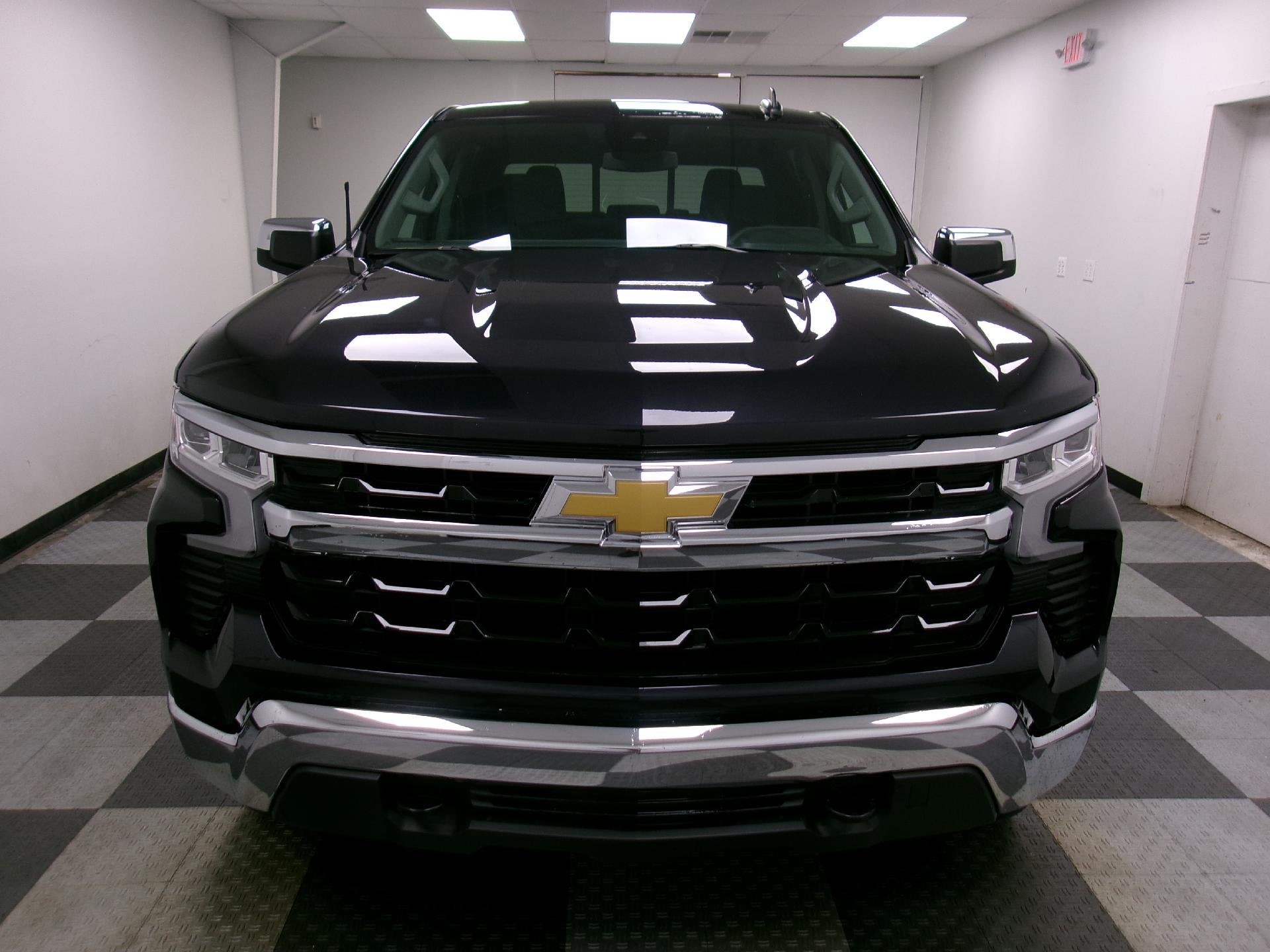 2024 Chevrolet Silverado 1500 Crew Cab Short Box 4-Wheel Drive LT 1LT