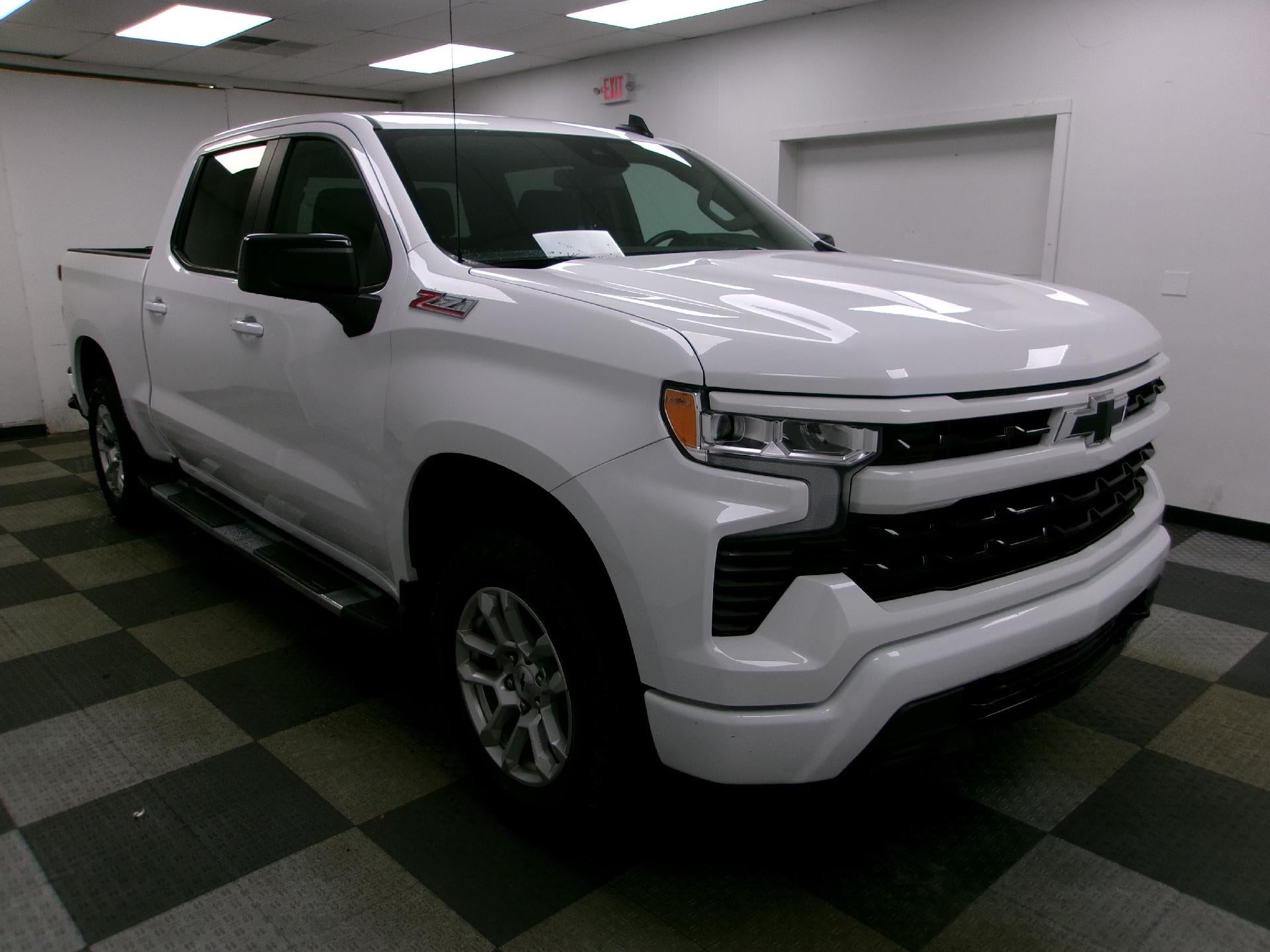 2024 Chevrolet Silverado 1500 Crew Cab Short Box 4-Wheel Drive RST