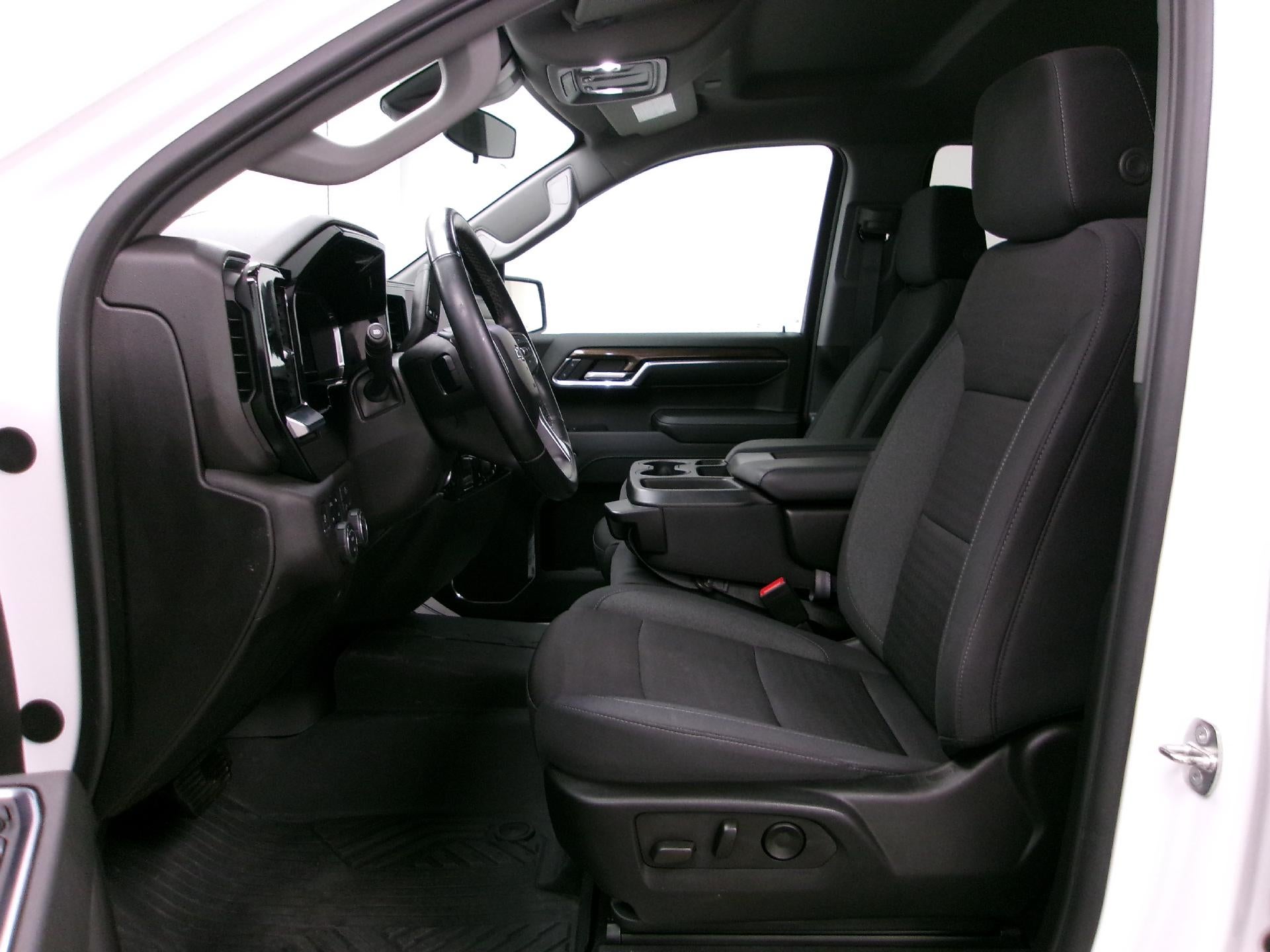 2024 Chevrolet Silverado 1500 Crew Cab Short Box 4-Wheel Drive RST