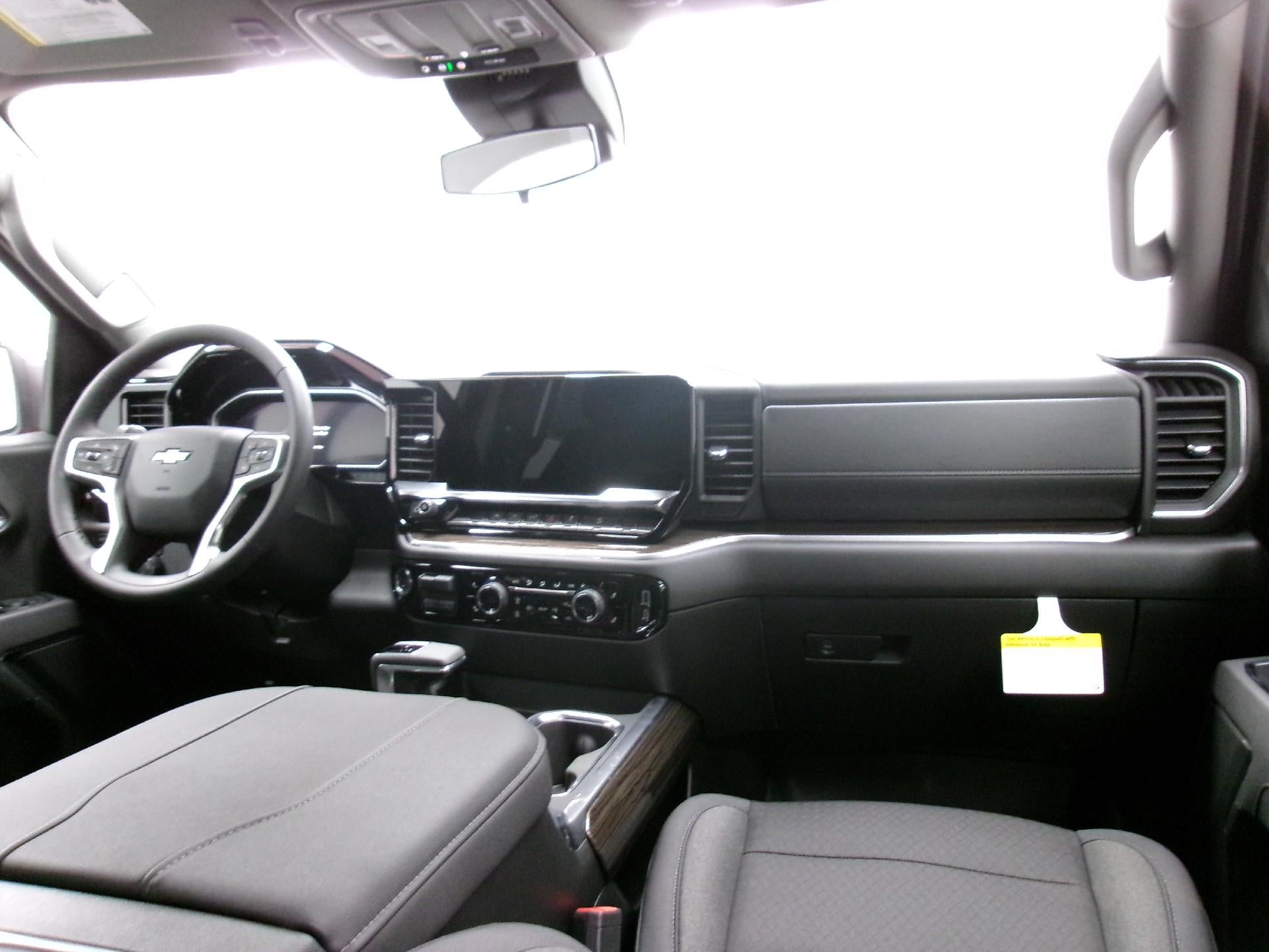 2026 Chevrolet Silverado 1500 Crew Cab Short Box 4-Wheel Drive LT 1LT