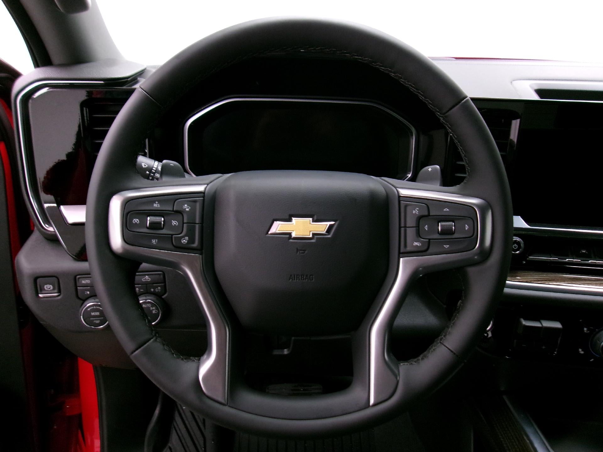 2026 Chevrolet Silverado 1500 Crew Cab Short Box 4-Wheel Drive LT 1LT