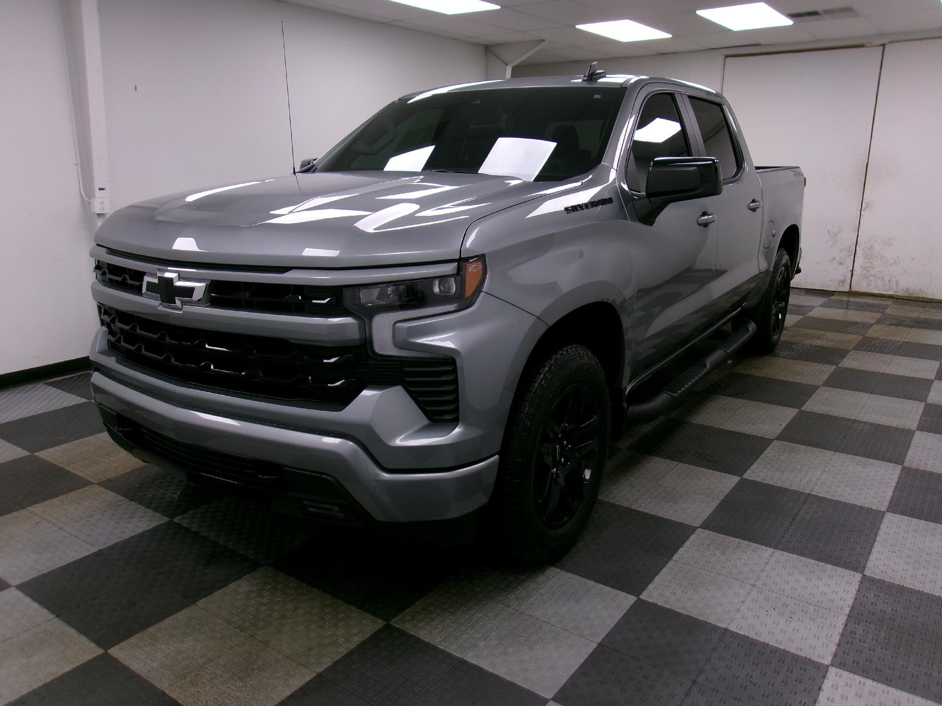 2025 Chevrolet Silverado 1500 Crew Cab Short Box 4-Wheel Drive RST