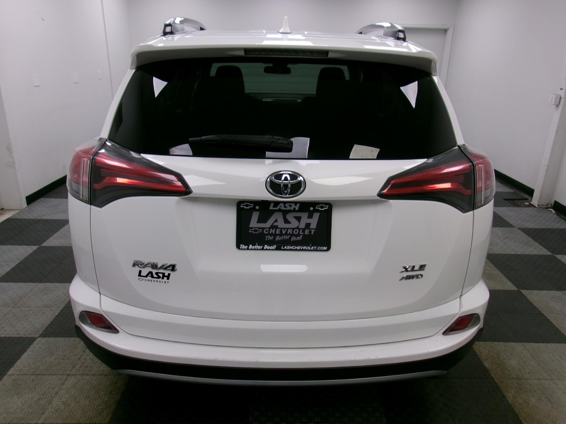 2018 Toyota RAV4 XLE AWD (Natl)