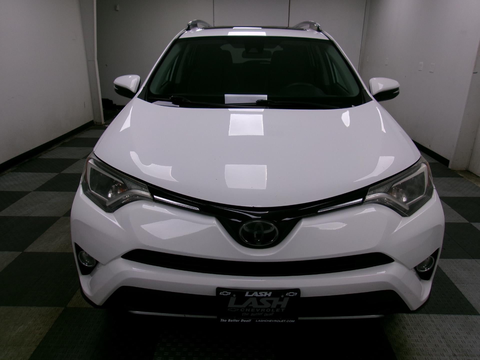 2018 Toyota RAV4 XLE AWD (Natl)