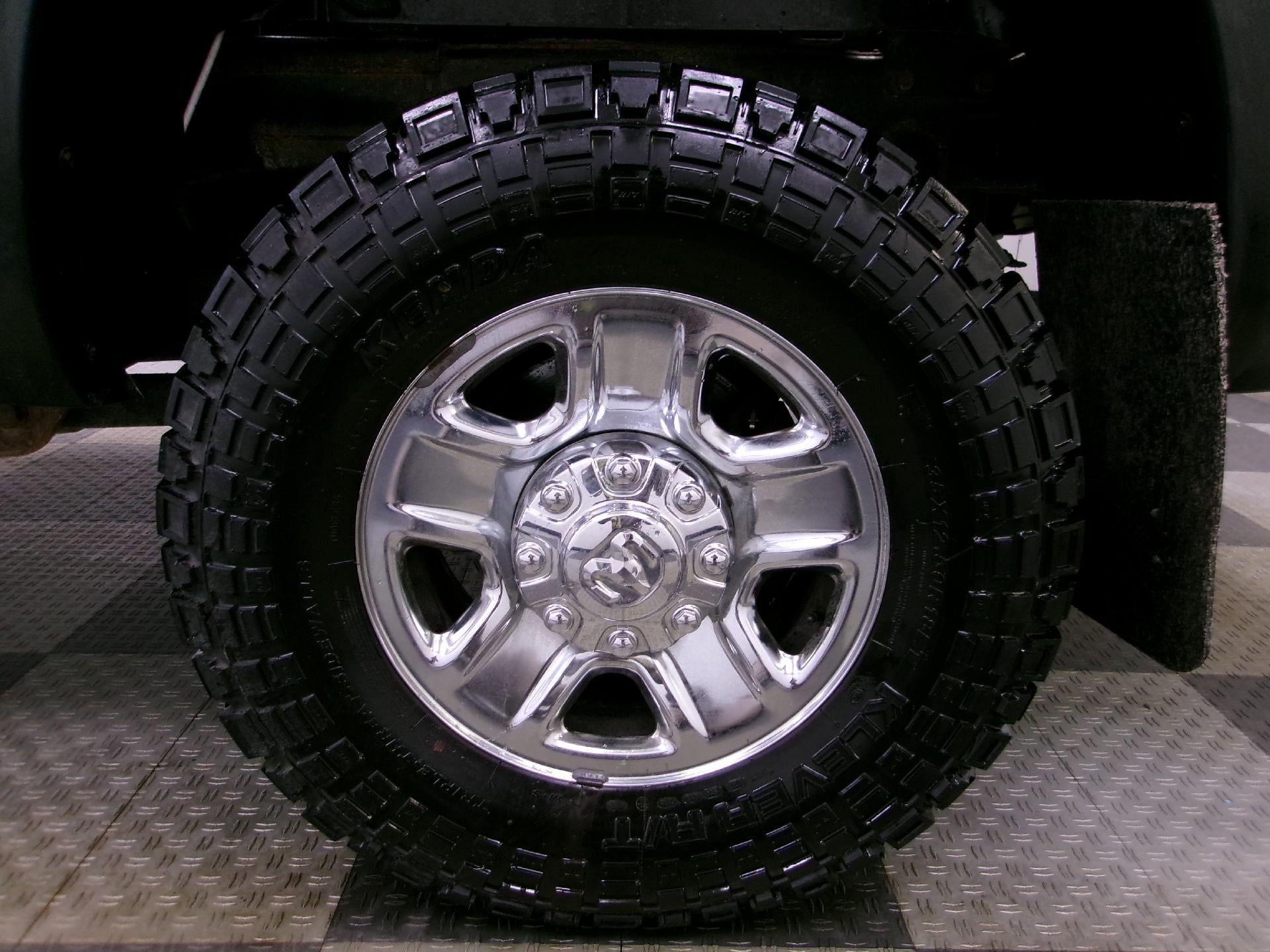 2018 RAM 2500 Tradesman 4x4 Crew Cab 8' Box