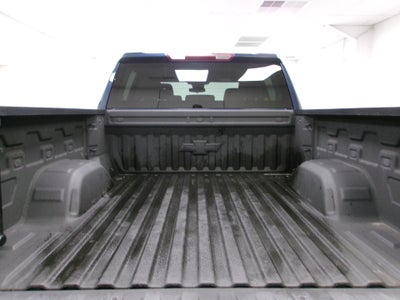 2022 Chevrolet Silverado 1500 Crew Cab Short Box 4-Wheel Drive Custom Trail Boss