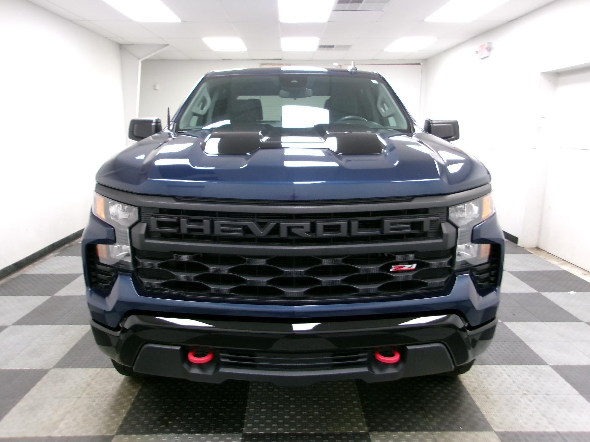 2022 Chevrolet Silverado 1500 Crew Cab Short Box 4-Wheel Drive Custom Trail Boss